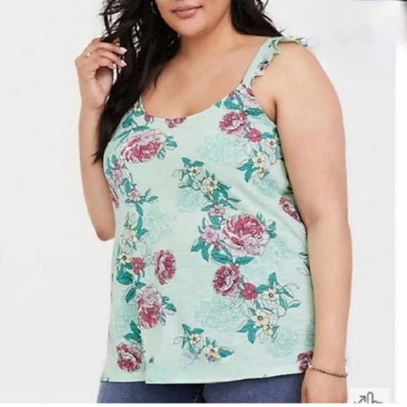 NWT Torrid Floral Top with Ruffle Sleeve - Picture 1 of 5